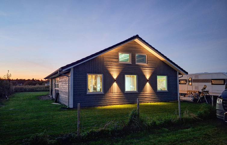 Ferienhaus für 6 Personen, mit Terrasse und Garten