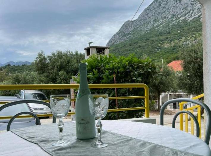 Studio für 3 Personen, mit Balkon an der Makarska Riviera