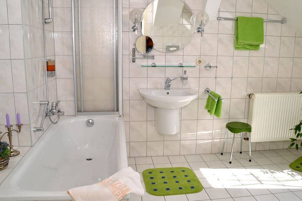 Single room, shower, Wc, comfort online - Parkhotel Helene in Bad Elster, Chemnitz (region)