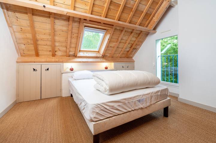 Casa de vacaciones 'Madig Azul Maison Piscine Chauffée' con piscina privada, terraza y Wi-Fi in La Trinité-sur-Mer, Côte des Mégalithes