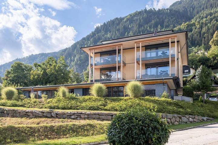Ferienwohnung für 5 Personen, mit Ausblick und Seeblick sowie Garten