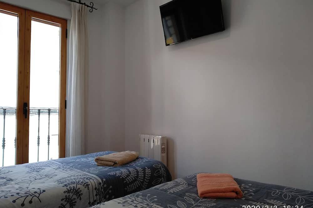 Berghütte 11 km vom Meer entfernt. in Orba, Costa Blanca