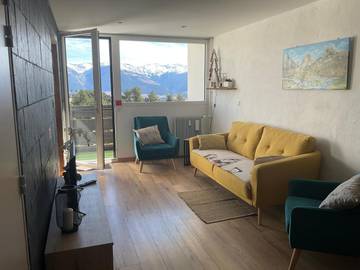 Gîte pour 7 personnes, avec vue et balcon à Égat