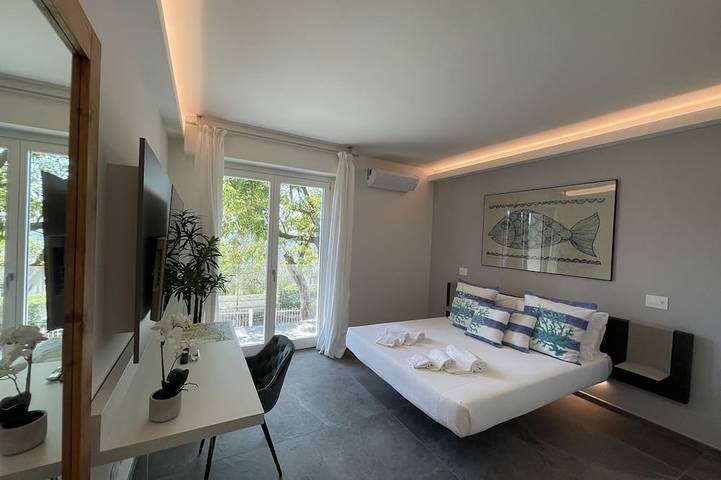 Villa für 15 Personen, mit Garten, mit Haustier in Gardone Riviera - 2