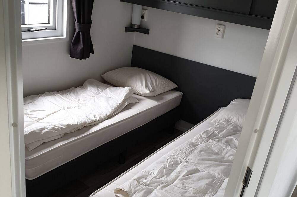 Lux. Chalet 4 Personen,nur 318 Schritte Zum Strand, komplett eingezäunter Garten in Renesse Strand, Renesse