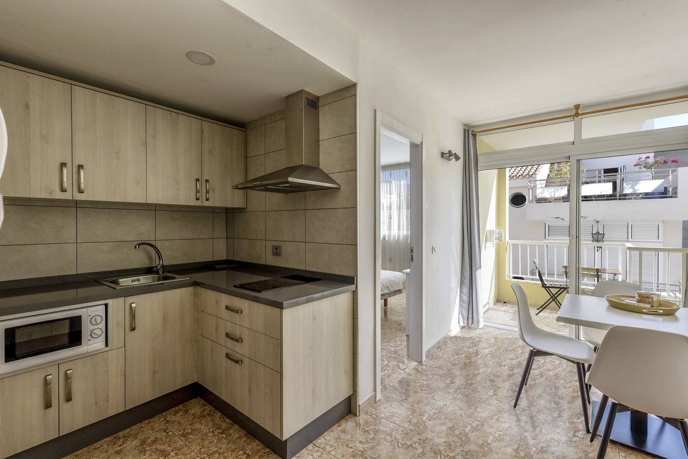 Ganze Wohnung, Ferienwohnung "Albatros" in Playa San Juan mit Bergblick und Balkon in Playa San Juan, Guía de Isora