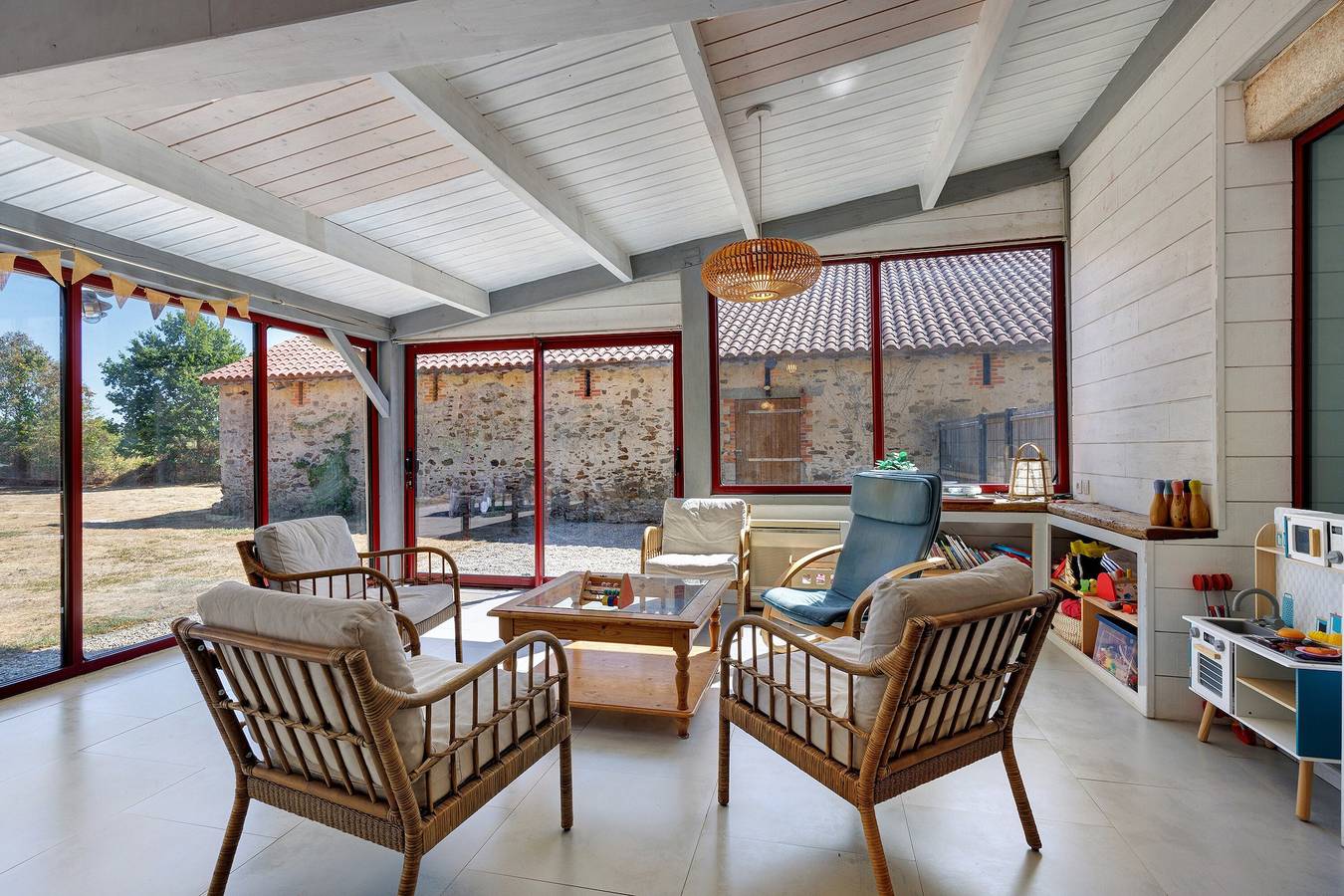 Casa di campagna La Brosse – Relax, ampi spazi e natura vicino a Les Sables-d’Olonne in Saint-Julien-des-Landes, Valle della Loira
