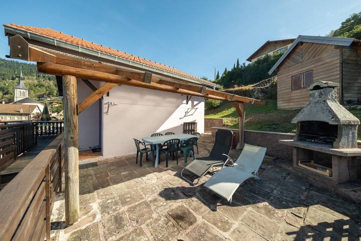 Chalet 'De Montagne' mit Bergblick, privater Terrasse und Wlan in Ventron, Regionaler Naturpark Belchen der Vogesen