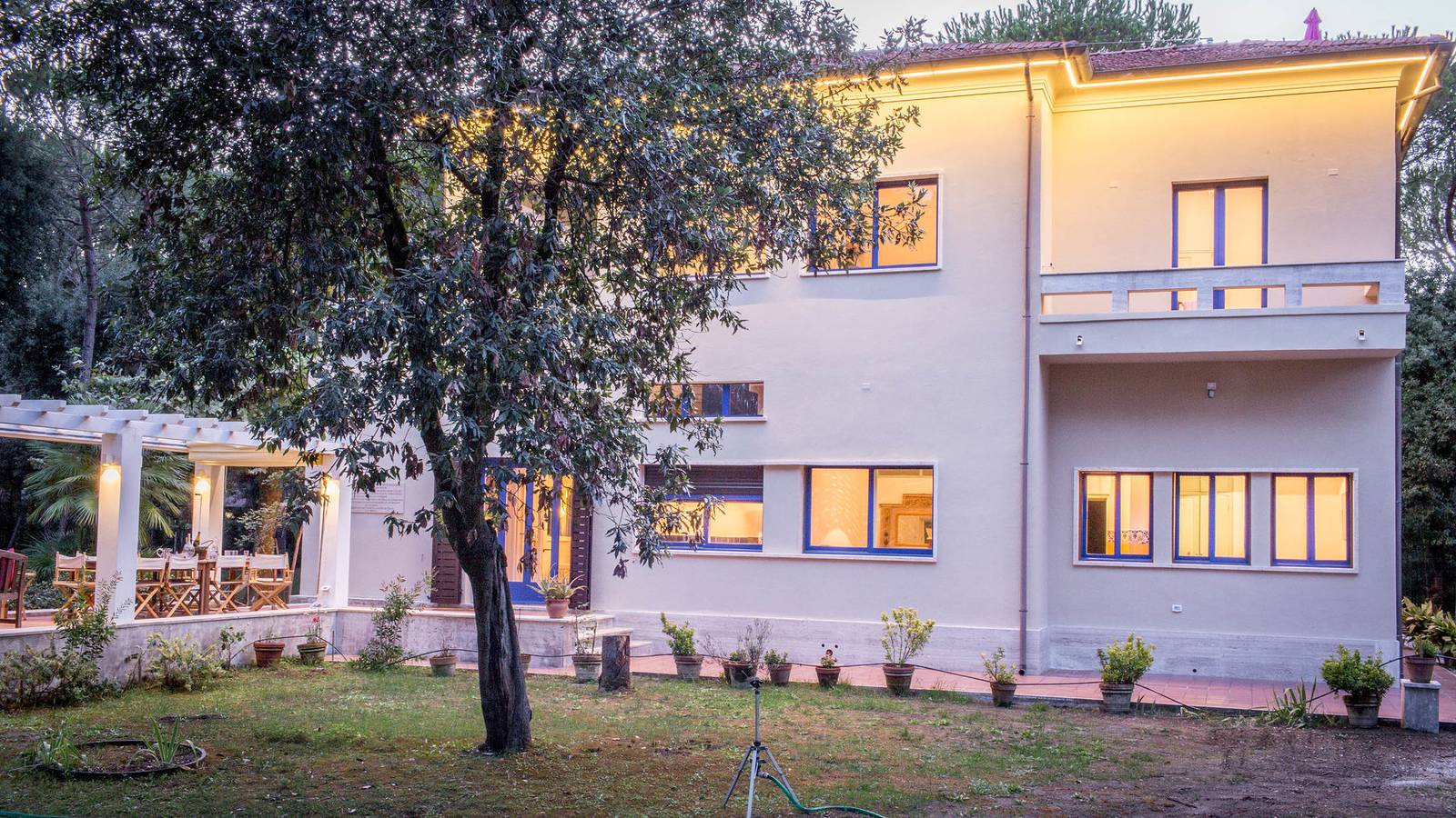 Villa Ferrari in Massa (Italie), Riviera Italienne