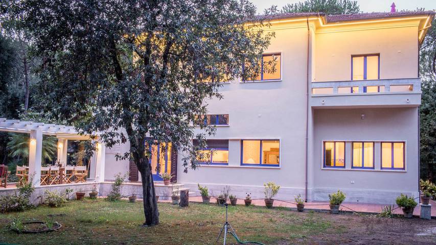 Villa für 14 Personen, mit Garten und Terrasse in Massa - 4