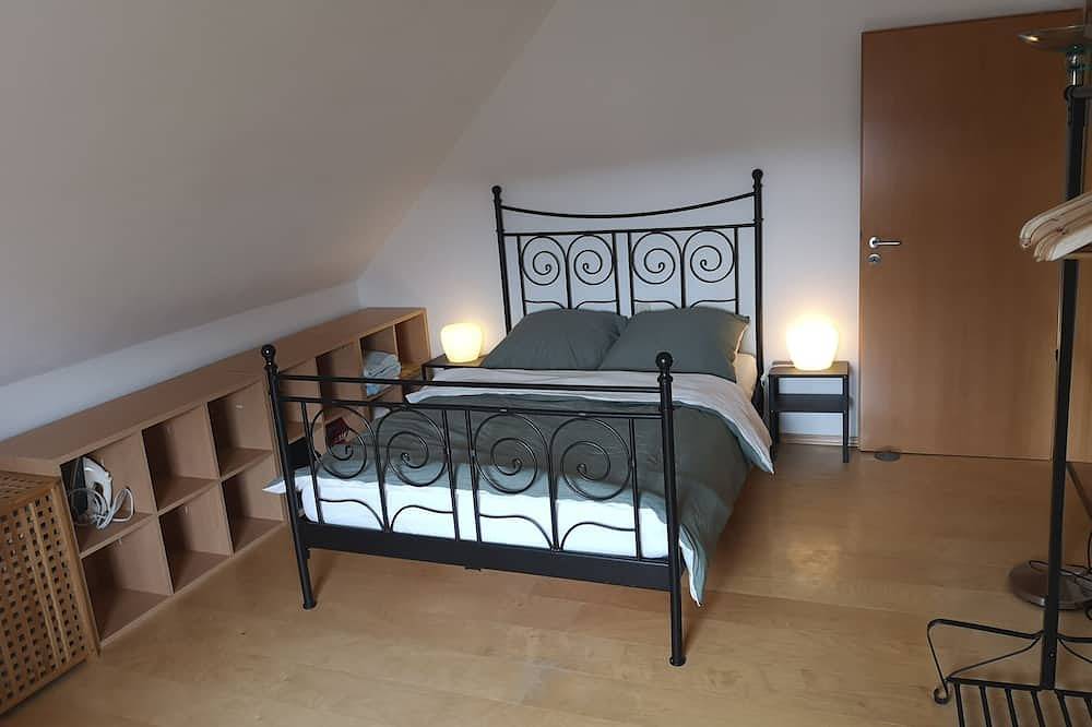 Ganze Wohnung, Drei Zimmer Appartment 2+2 Personen in Weingarten, Region Bodensee-Oberschwaben