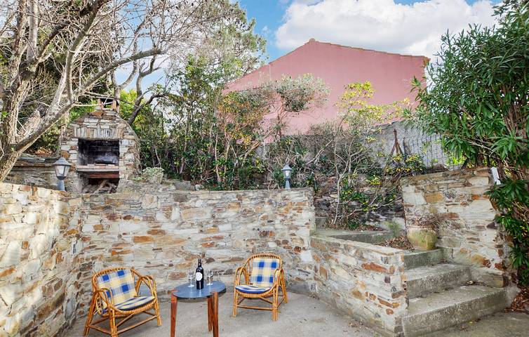 Location de vacances pour 6 personnes, avec terrasse et jardin, animaux acceptés à Collioure - 3