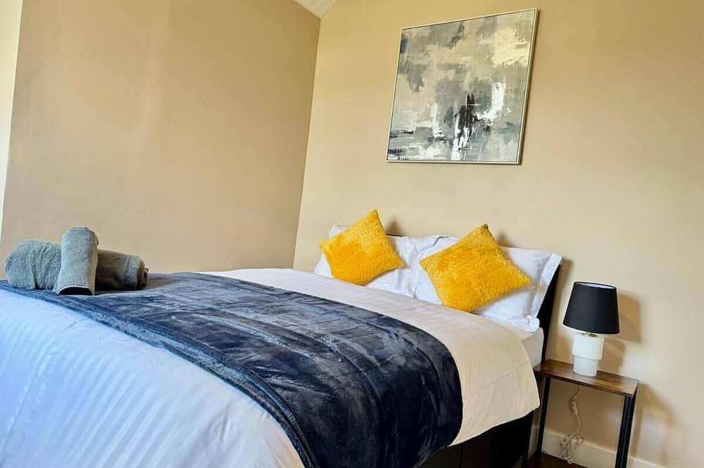 Stylish 3Br House – Maidstone Gem in Greensands Ridge, Boughton Monchelsea