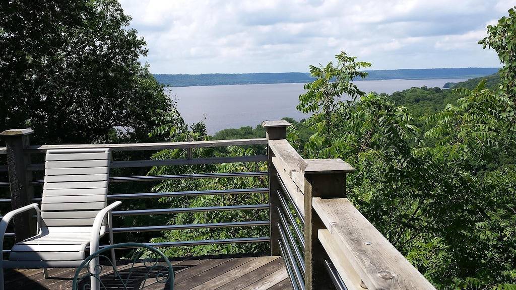 Gemütliches Ferienhaus mit Blick auf Lake Pepin in Pierce County (WI)