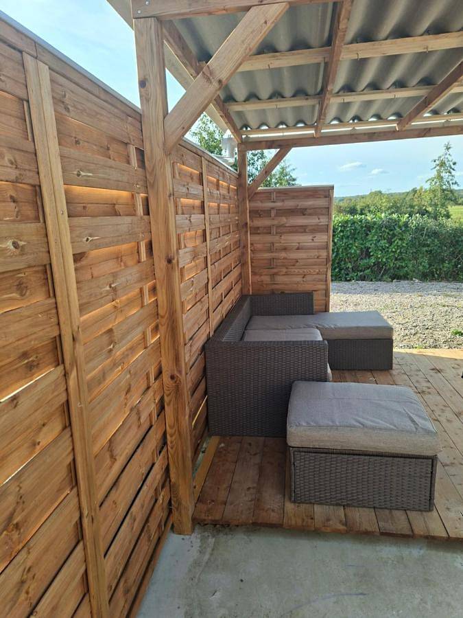 Location de vacances pour 2 personnes, avec terrasse ainsi que jacuzzi et sauna à Aulnoye-Aymeries - 4