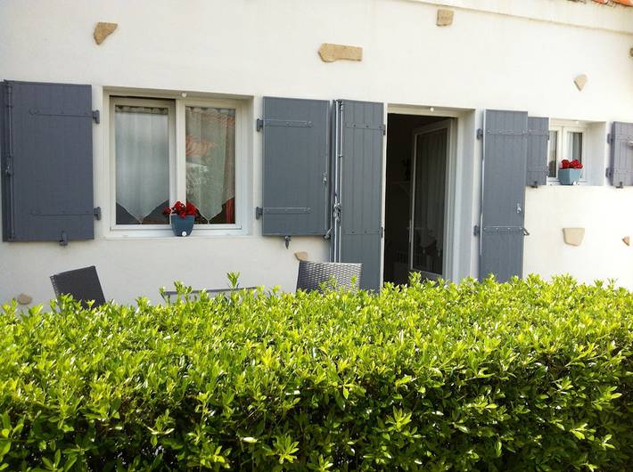 Chambre d’hôte pour 2 personnes, avec jardin à La Jarrie