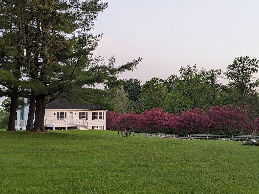 Country Living just minutes from Everything! Skiers! We Have Snow!! in Pittsfield (MA), Berkshire County