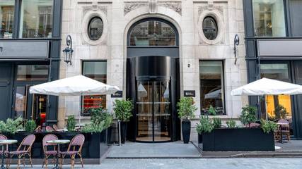 Hôtel pour 2 personnes, avec vue et terrasse dans L'Olympia (Paris)