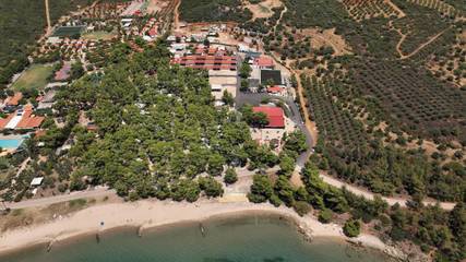 Camping für 4 Personen, mit Terrasse und Garten, mit Haustier in Chalkidiki