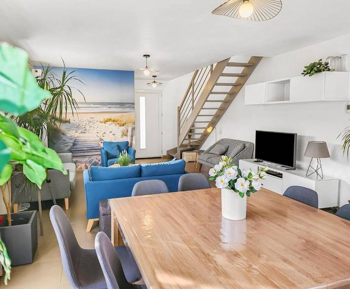 Location de vacances pour 8 personnes, avec vue ainsi que jardin et piscine, animaux acceptés à Léognan - 3