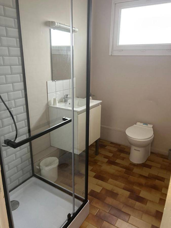 Hôtel pour 20 personnes, avec terrasse, animaux acceptés à Avensan - 4