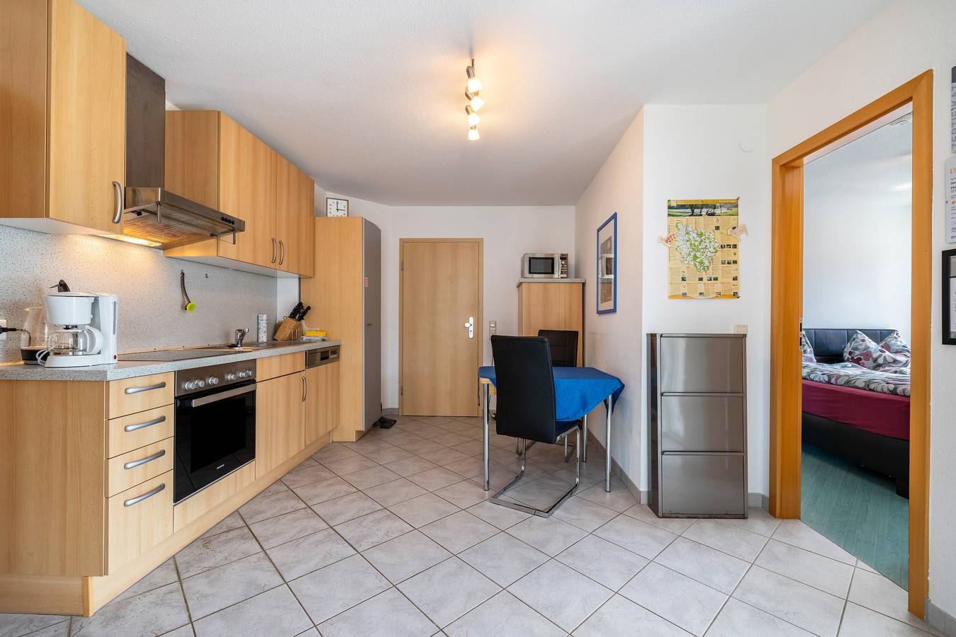 Entire apartment, Apartment 'Fewo2' with Mountain View, Private Terrace and Wi-Fi in Bad Urach, Albsteig Stage 9