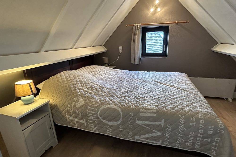 Belgischen küste: 6 Pers.haus mit privaten Garten im Ferienpark mit Pool/Wlan in Adinkerke, De Panne