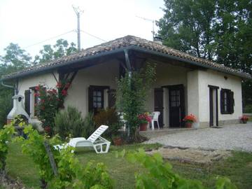 Location de vacances pour 4 personnes, avec terrasse à Molières