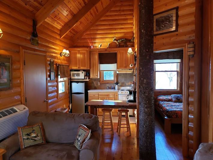 Log cabin for 7 people, with terrace and yard in Nebraska