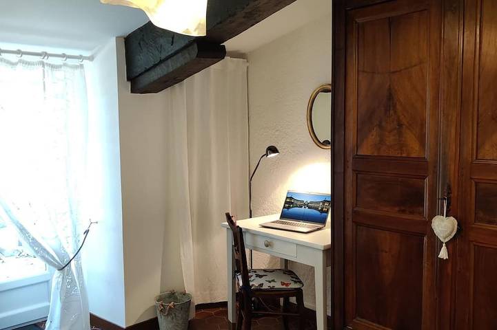 Gîte pour 3 personnes, avec jardin à Camblanes-et-Meynac