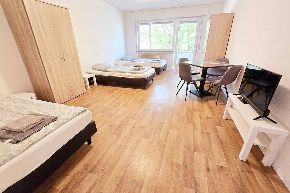 Ganze Wohnung, Apartments Efde GmbH Ferienwohnung - Apartment mit 7 Betten, Gilden 1311 in Heilbronn, Kurpfalz