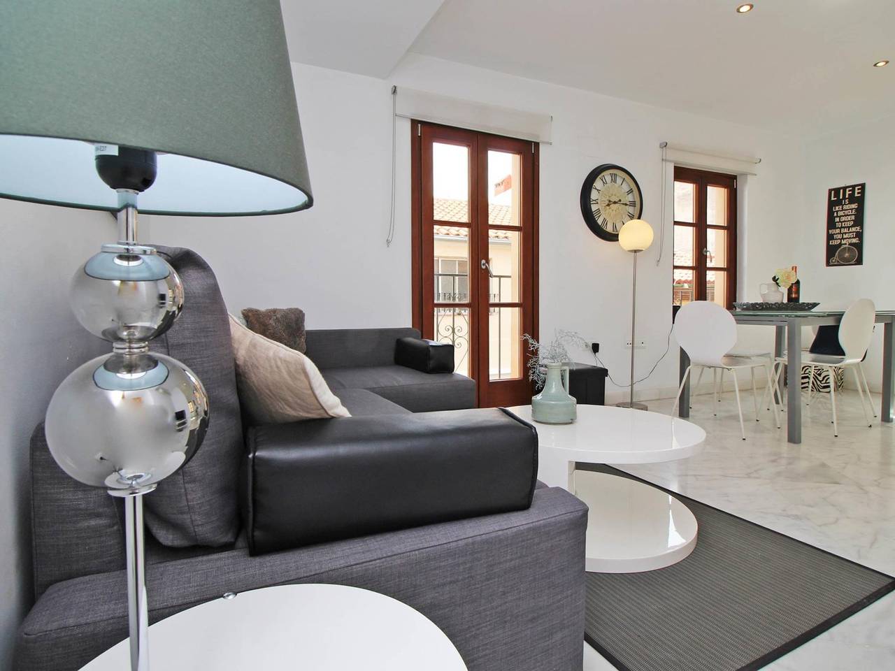 Entire vacation apartment, Del Parque Flats Tribuna in Malaga Centro Historico, Malaga