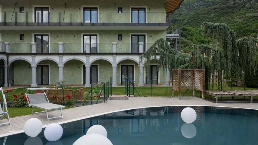 Ferienwohnung für 2 Personen, mit Whirlpool und Garten sowie Pool und Sauna in Arco - 2