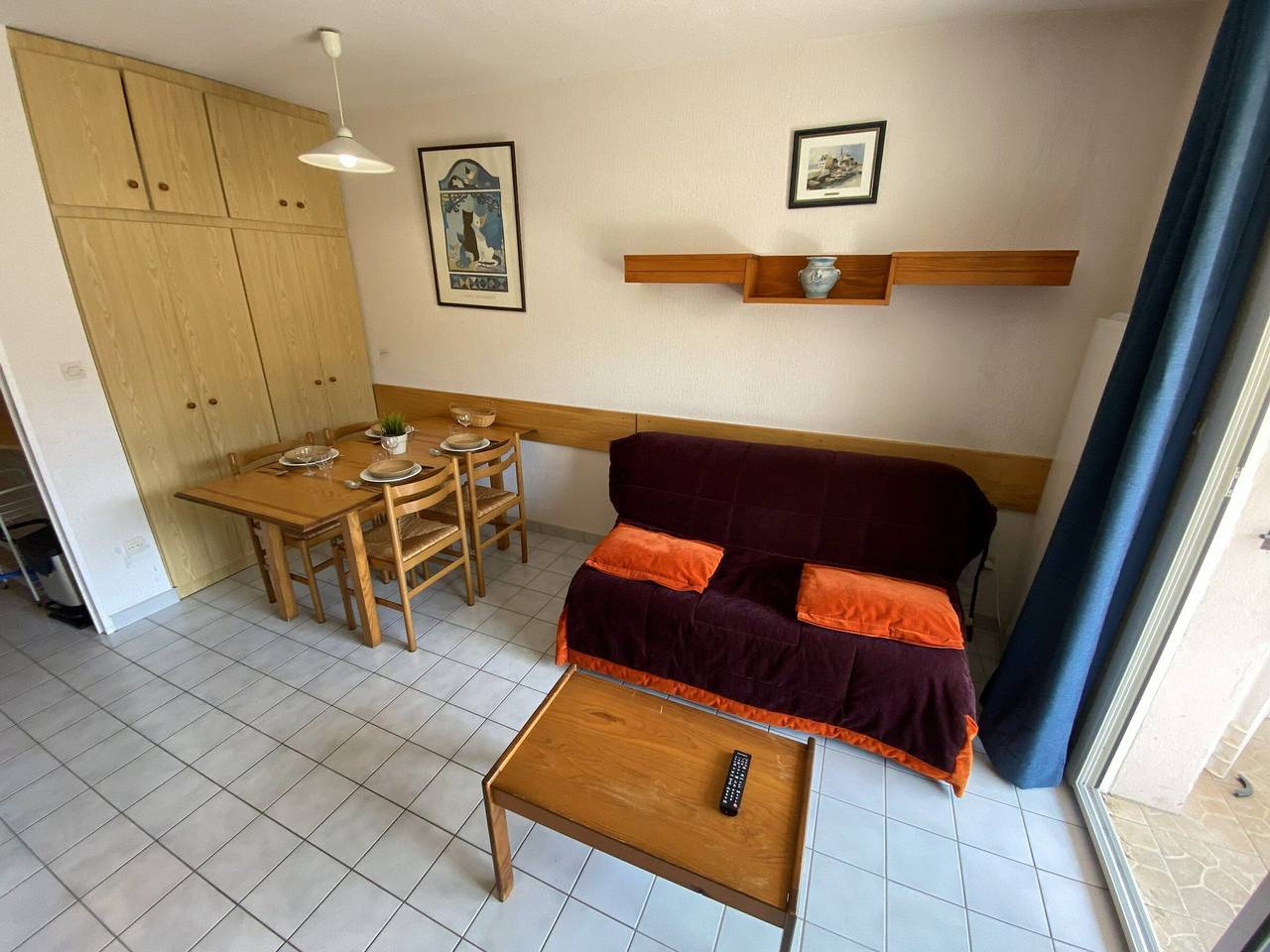 Apartamento entero, Apartamento de 2 Habitaciones al Pie de las Pistas, Cocina Equipada, Balcón, 4 Pers. in Saint-Étienne-en-Dévoluy, Dévoluy (comuna)