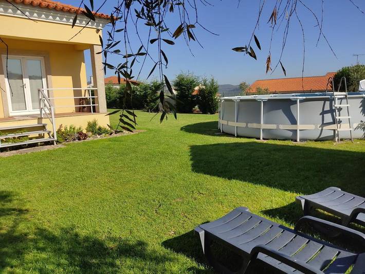 Gîte pour 4 personnes, avec jardin et vue ainsi que terrasse et piscine, animaux acceptés à Arouca - 2