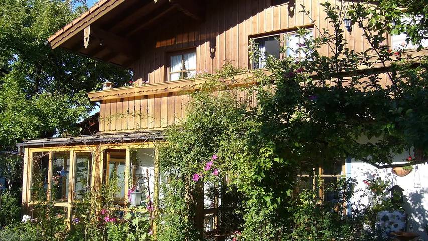 Ferienwohnung für 4 Personen, mit Balkon und Garten - 1
