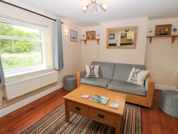 Log Cabin for 2 People in Honing, Norfolk, Photo 2