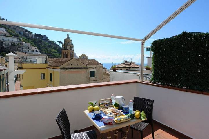 BnB für 3 Personen, mit Ausblick und Balkon in Amalfi