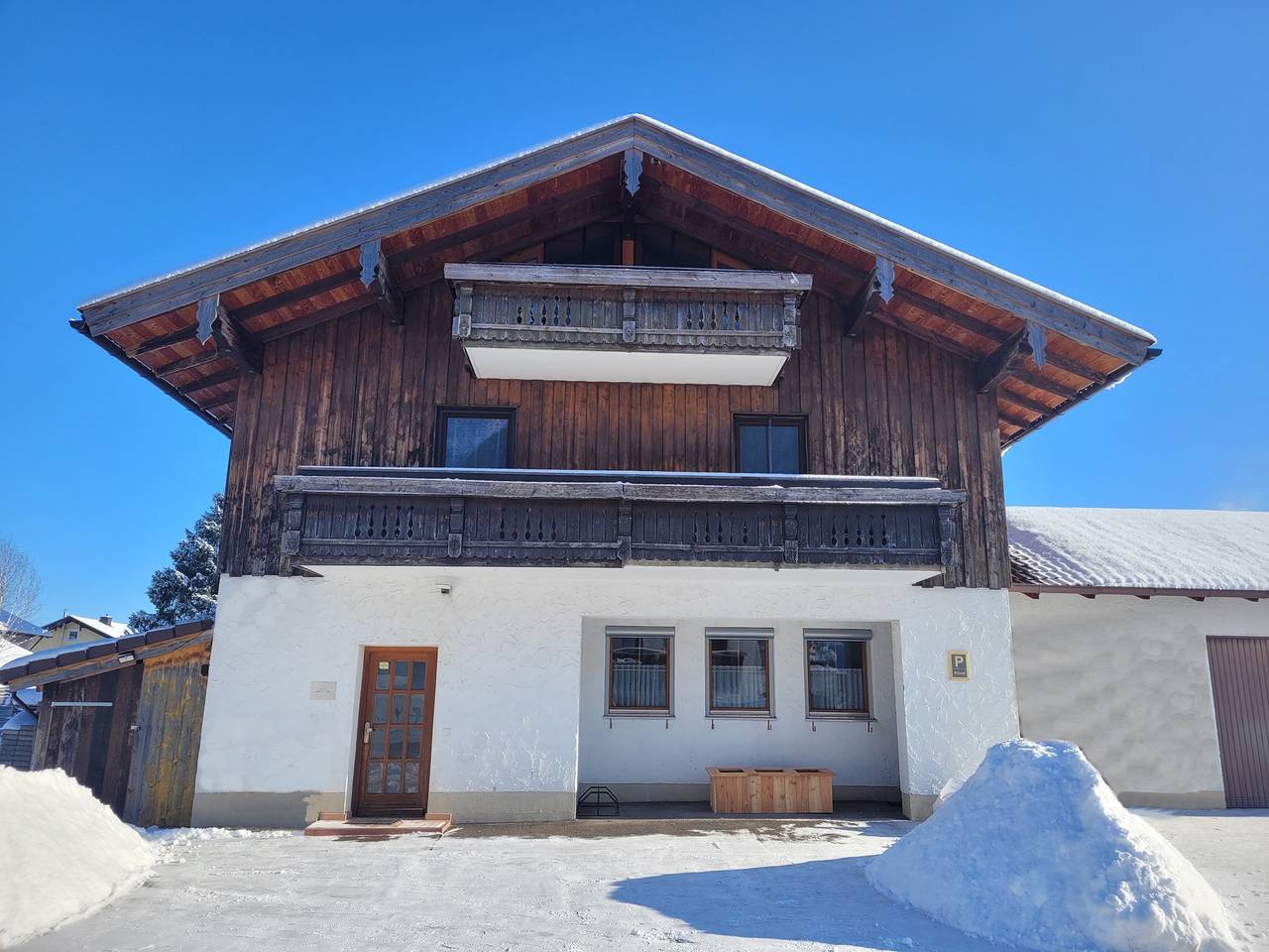Ganze Ferienwohnung, Ferienwohnung ganz nah - Ferienwohnung 82qm mit Terrasse, für max. 4 Personen in Piding, Berchtesgadener Alpen