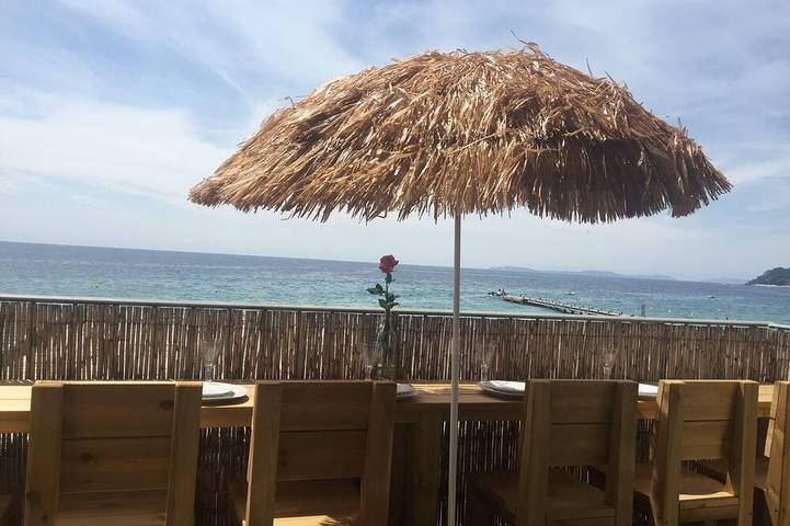 Gîte pour 6 personnes, avec Balcon dans Plage du Débarquement (La Croix-Valmer)