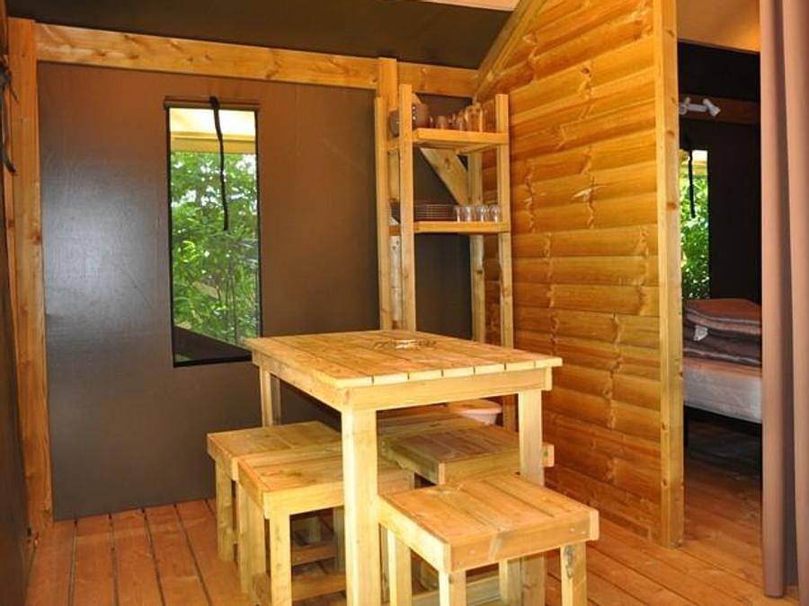 Camping Grand Etang de Saint-Estèphe - Wohnzelt auz holz 5 personen - Lodge, ohne Sanitäranlagen in Saint-Estèphe (Dordogne), Regionaler Naturpark Périgord-Limousin