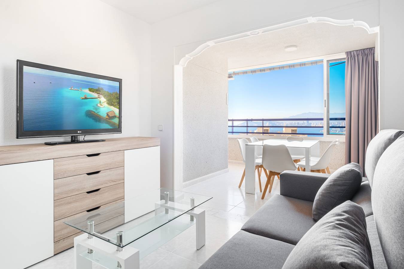 Ganze Wohnung, Tropic Mar Apartment 15-A Sea Views Levante Beach in Benidorm, Costa Blanca