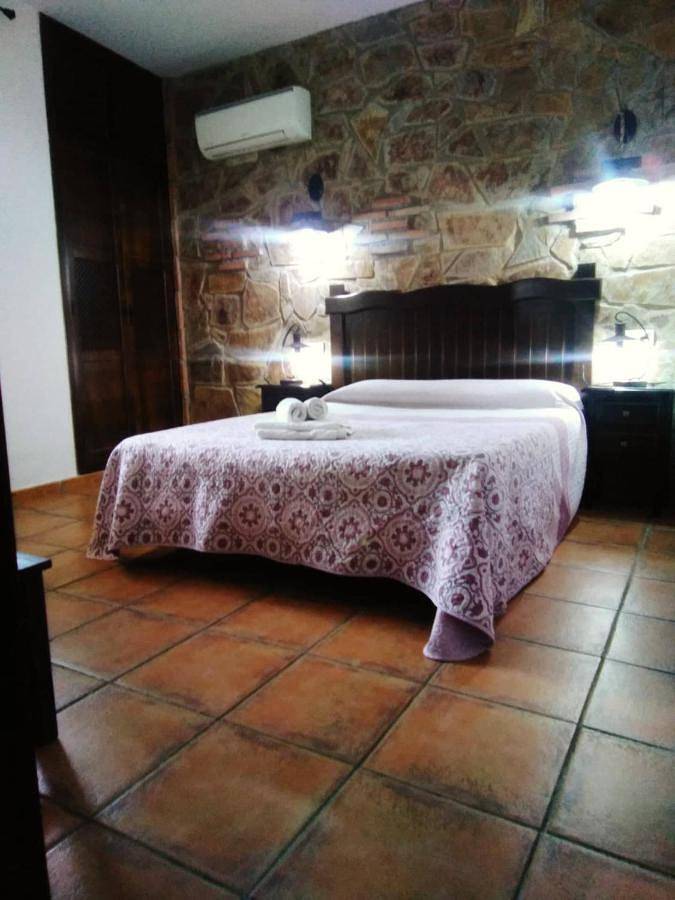 Apartamento de vacaciones para 4 personas, con vistas además de piscina y jardín - 1