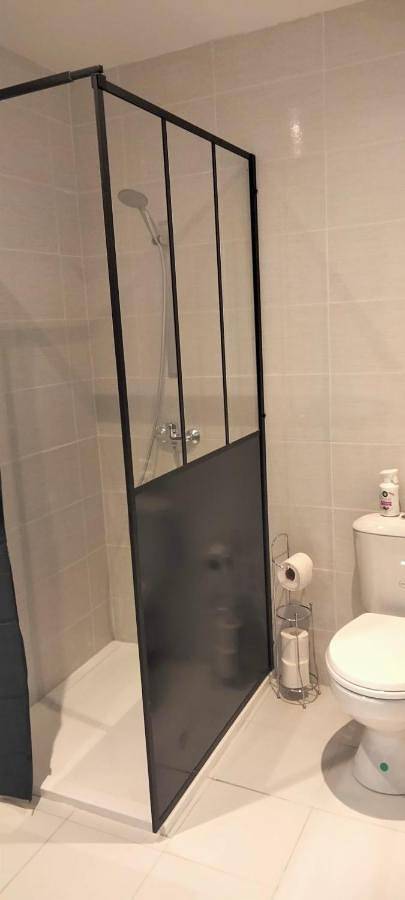 Gîte pour 4 personnes, avec terrasse, animaux acceptés dans Lac de Naussac - 2