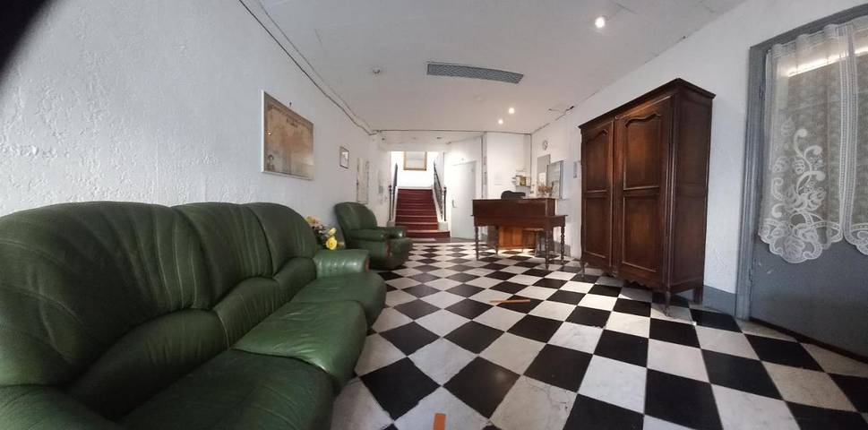 Hôtel pour 5 personnes, avec vue et terrasse à Pertuis - 4