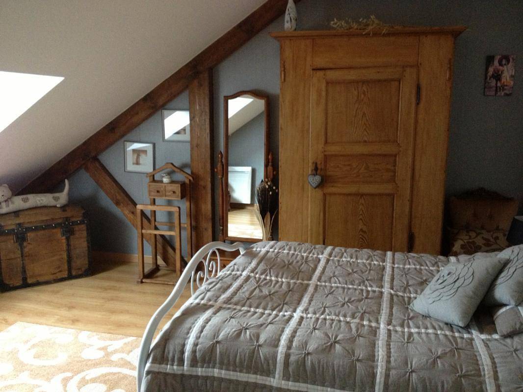 Ferienhaus mit Parkplatz, TV, Garten & Internet - 400m von Bief-des-Maisons in Bief-des-Maisons, Französischer Jura