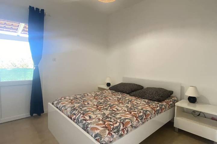 Gîte pour 6 personnes, avec Terrasse et Jardin dans Plage du Ruppione - 2