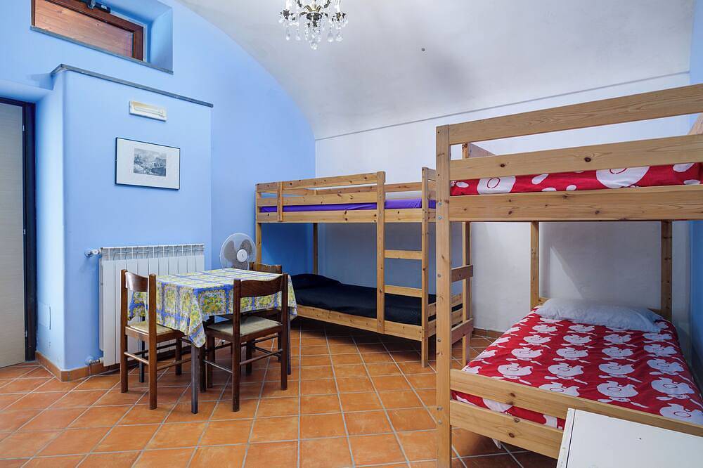 Casa Annalí - 3 bedroom house with private garden by the Amalfi Coast in Maiori, Costiera amalfitana