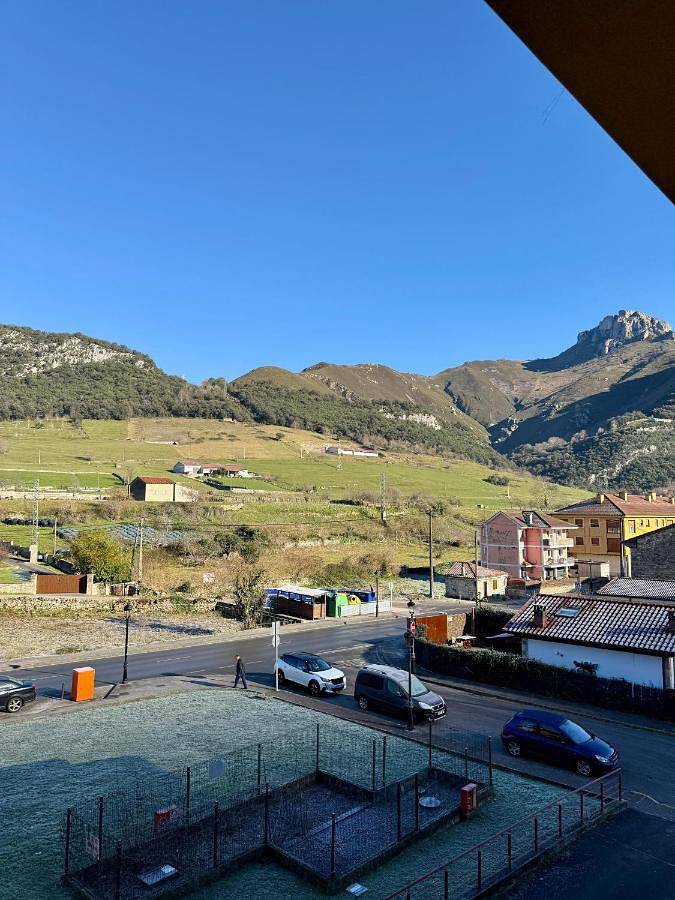 Apartamento para 6 personas, con vistas y terraza en Cabrales