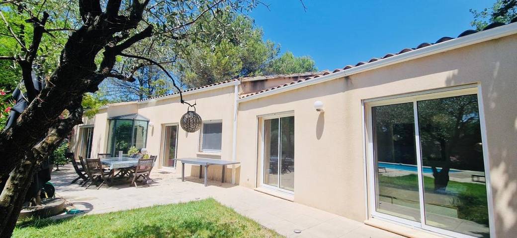 Location de vacances pour 10 personnes, avec jardin et piscine à Saint-Didier - 2